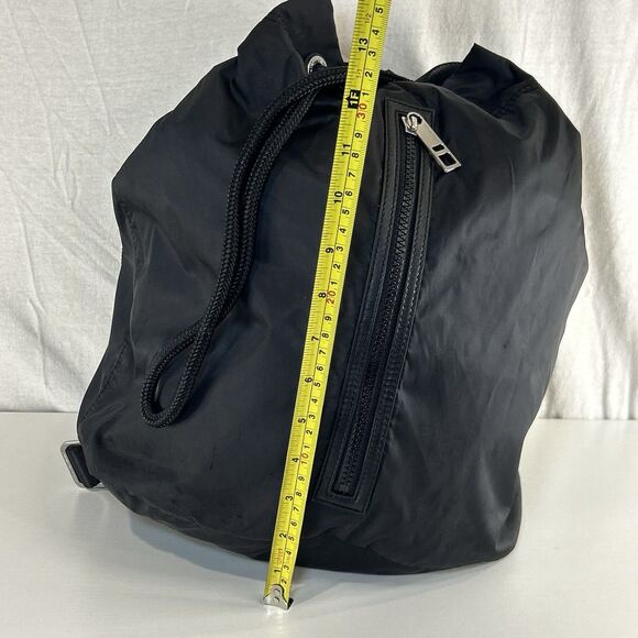 Lululemon Sweat To Street Hobo Bag Black Drawstring Shoulder Crossbody - Picture 5 of 15